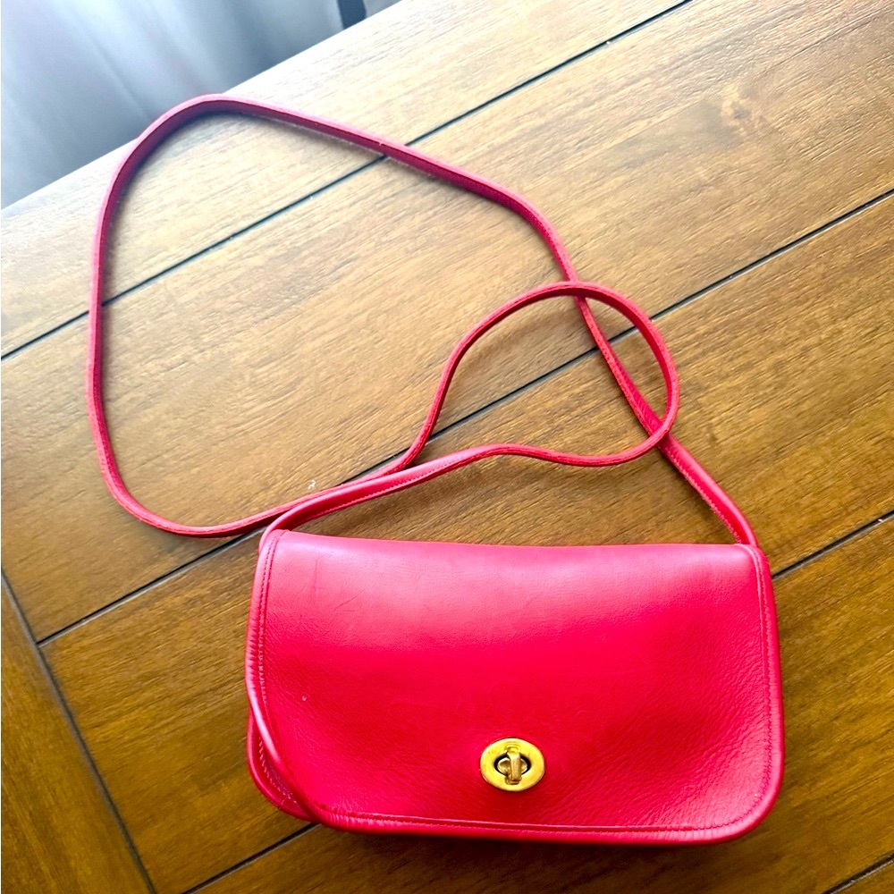 Vintage Coach NYC Crossbody - Picture 13 of 15